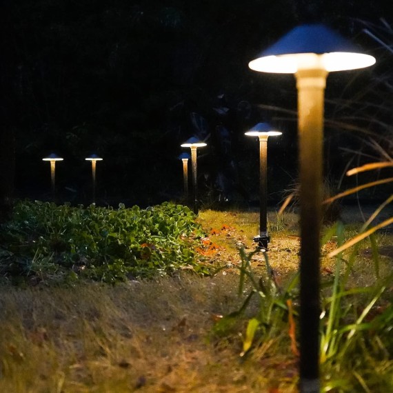 10W Pro Style Light Decorative Pathway Landscape Lights Kit, Low Voltage Path Yard Light 2700K Warm White 8308-9103-08 (8 Pack)